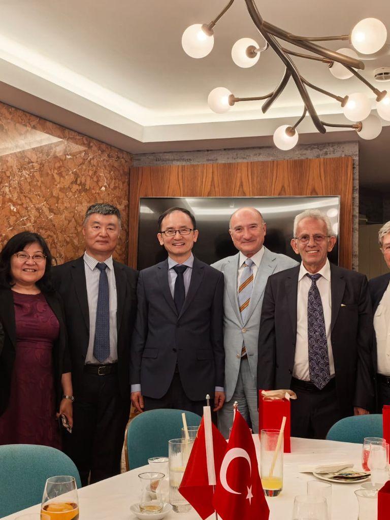 Dostluk Yemeğinde Kültürel Diplomasi